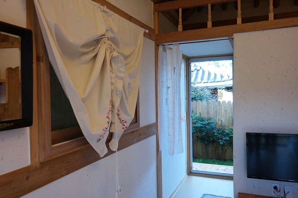 Yeonwoodang Guesthouse จอนจู ภายนอก รูปภาพ
