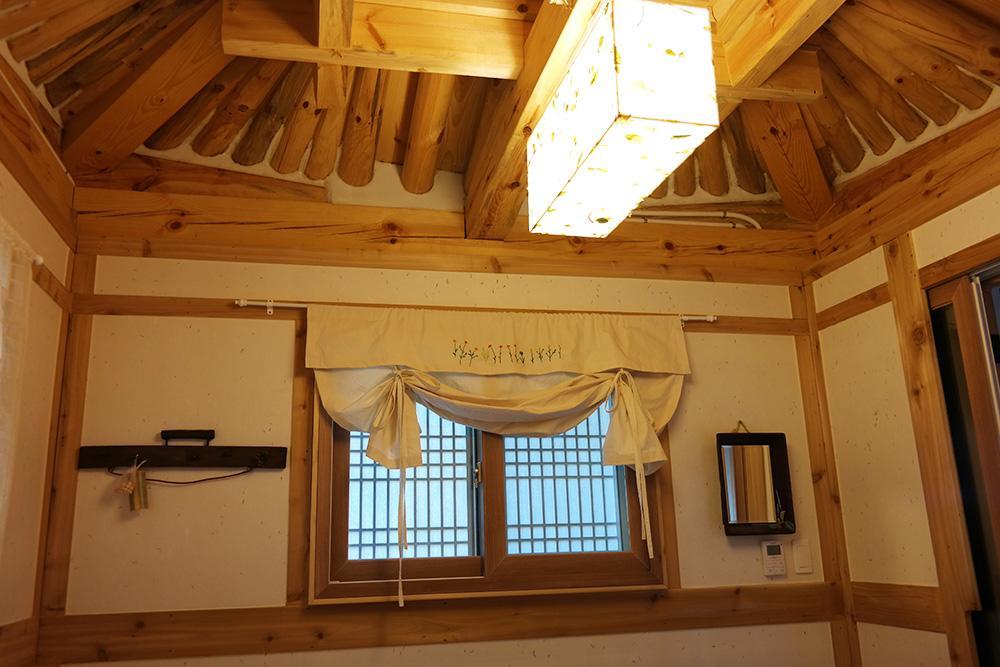 Yeonwoodang Guesthouse จอนจู ภายนอก รูปภาพ